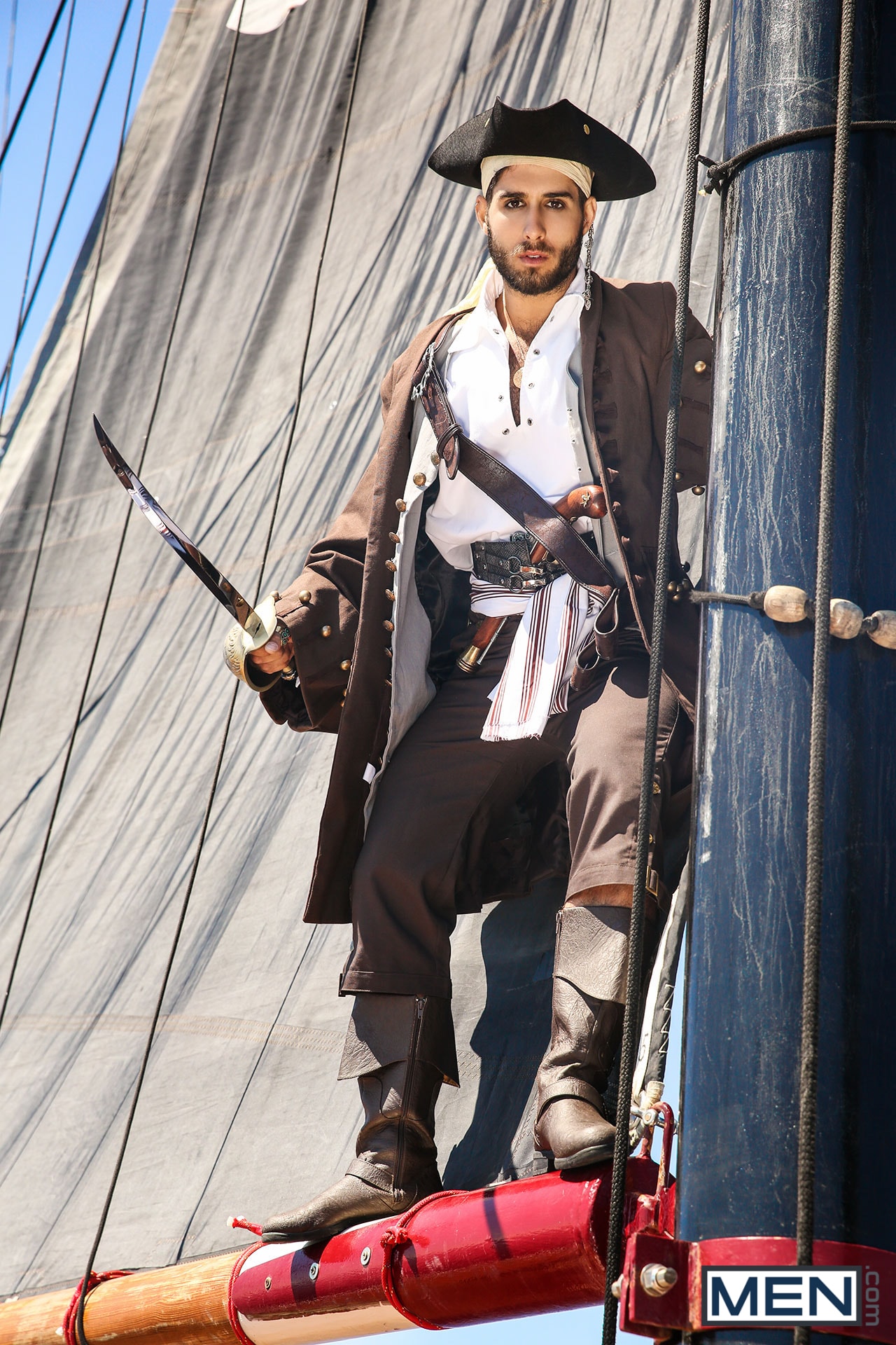 Men 'Pirates : A Gay XXX Parody Part 4' starring Diego Sans (Photo 21)