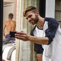 Johnny Rapid in Peepers Part 8 (Photo 1) Johnny Rapid in 'Men' Peepers Part 8 (Thumbnail 1)